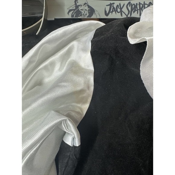 Wendy The Wench Pirate Costume One Size Fits Most - Picture 7 of 9